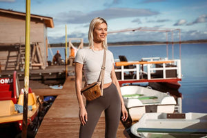 Papero upcycling Bauchtasche aus Papier